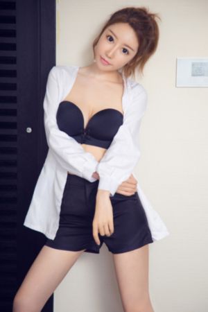 诱寂寞寡妇hd中字hd电影_蓝光在线手机播放