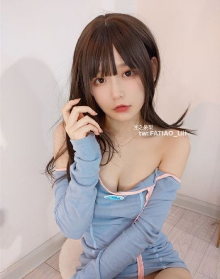 sssss色在线播放免费看黄_蓝光最新电影在线观看
