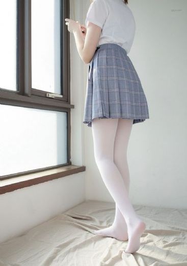 丫鬟双乳伺候泄欲_720高清迅雷在线观看