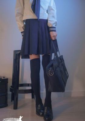 三级做爰蜜桃成熟时电影卿本佳人_DVDBD在线观看